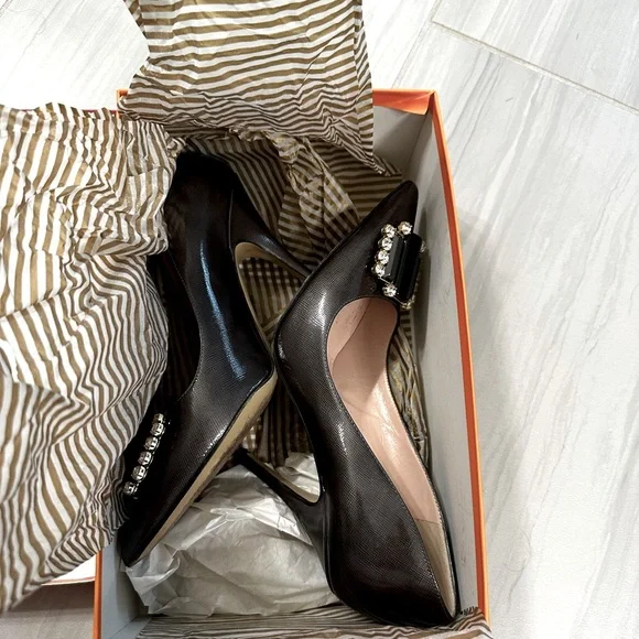 Kate Spade Laylee Pumps, Grey Patent Leather, 7.5 - Picture 2 of 5